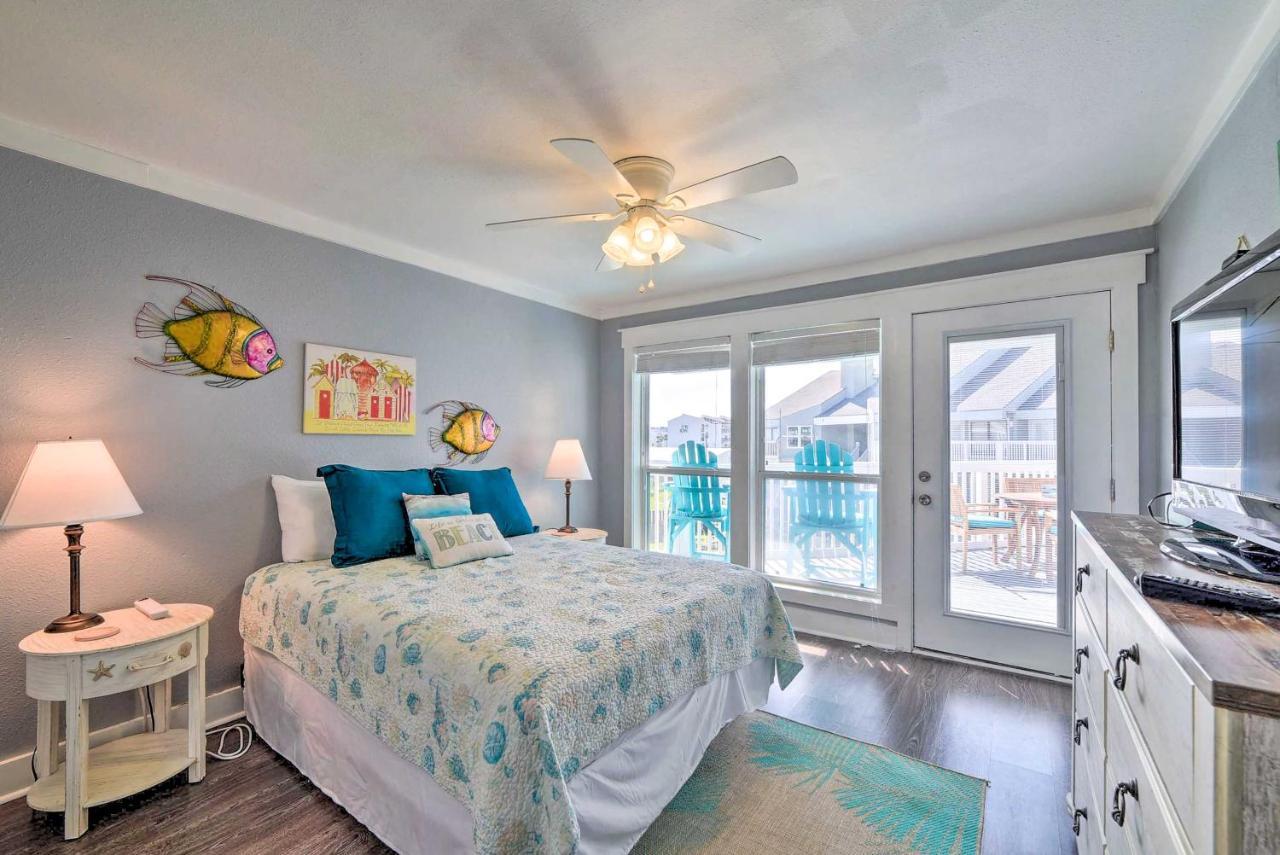 Port Aransas Condo With Outdoor Pool - Pets Welcome! Mustang Beach エクステリア 写真